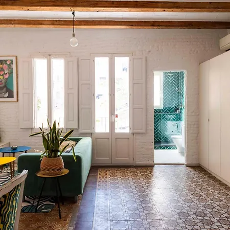 Enchanting 2 Bedroom Flat With Terrace Near Placa Espanya