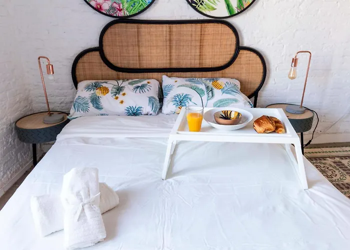 Apartamento Enchanting 2 Br Flat With Terrace Near Plaça Espanya Barcelona
