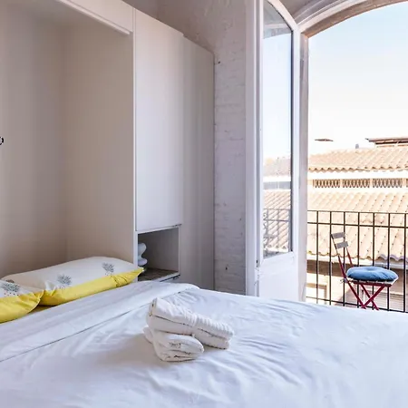 Appartement Enchanting 2 Bedroom Flat With Terrace Near Placa Espanya